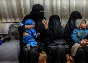 23 ژن و زارۆیێن داعشێ هاتن‌ بۆ وه‌لاتێن وان ڤه‌گه‌راندن