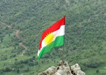 ب به‌رهه‌ڤبونا مه‌سروور بارزانى ئه‌ڤرۆ دێ ئالایێ كوردستانێ هێته‌ بلندكرن