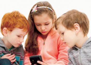 بکارئینانا مۆبایلێ ئاریشان بۆ زارۆیان دروست دکەت