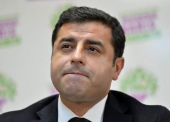 دادگەھا دەمیرتاشی ھات پاشخستن