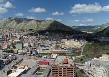 دهۆك.. دوو رێڤەبەرێن ناوچه‌دارییان ھاتنە گهۆرین