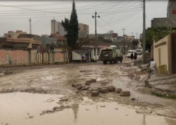 ڤیدیۆ.. جادە و کۆلانێن فرقێ ل زاخۆ ژ بەر نەبوونا خزمەتگۆزارییان دنالن
