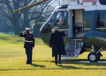 ترامپى كۆچكا سپى بجهـ هێلا