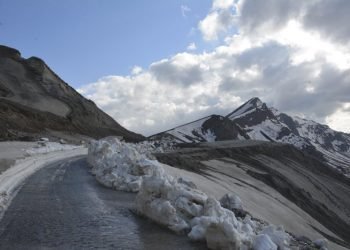 باكورێ كوردستانێ.. به‌فرێ رێكا 160 گوندان گرتیه‌
