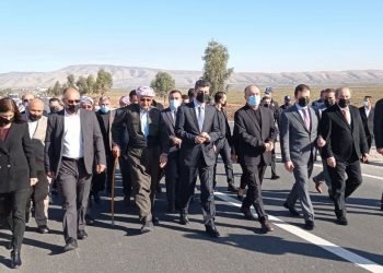 پارێزگارێ دھۆکێ کۆمەکا پرۆژەیان ل ده‌ڤه‌ردارییا شێخان ڤەکر