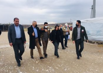 بریکارێ وەزیرا کۆچ و کۆچبەرێن ئێراقێ سەرەدانا کەمپێن ئاوارەیان ل زاخۆ کر