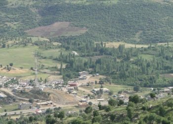 موختارێ گوندێ به‌رچى ئاخفتنا ئه‌ندامه‌كێ سه‌ركردایه‌تییا ئێكه‌تیێ ره‌تدكه‌ت