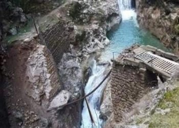 ھەڕفینا پرەکێ رێکا سێ گوندێن دەڤەرا بەرێگارەی گرتیە