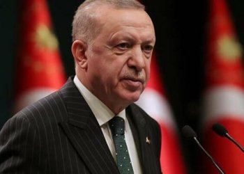 ئەردۆغان بۆ گەریلایێن پەکەکێ: ئەڤرۆ رۆژا دایکانە و چاڤێ وان ل رێکا ھەوەیە