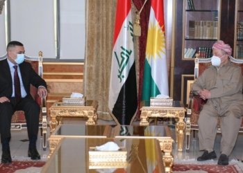 سه‌رۆك بارزانى پێشوازى ل پارێزگارێ به‌سرا كر