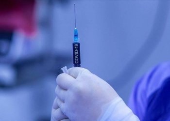 ئۆکسفۆرد: وەرگرتنا دو ڤاکسینێن جودا کاریگەریێن لاوەکی زێده‌ دكه‌ت