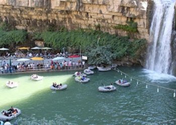 3 گه‌شتیارێن عه‌ره‌ب د ئاڤا گه‌لییێ عه‌لی به‌گ دا خه‌ندقین