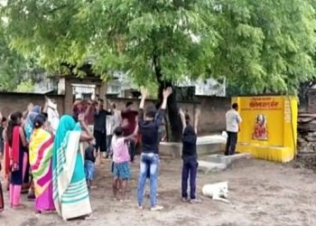 ڤیدیۆ: گونده‌كێ وه‌لاتێ هندێ په‌رستنا خوداوه‌ندا كۆرۆنایێ دكه‌ن