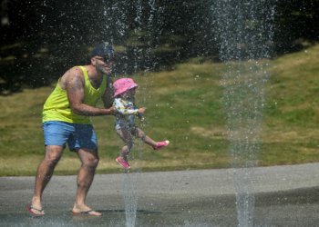 ژ ئه‌گه‌رێ بلندبوونا پلێن گه‌رمێ 63 كه‌سان گیانێ خوه‌ ژ ده‌ستدا