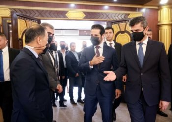 قوباد تالەبانی: دهۆك به‌رده‌وام د پێشڤه‌چوونێ دایه‌