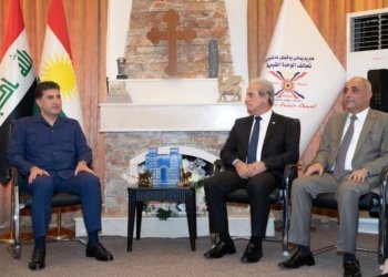 نێچیرڤان بارزانى دگه‌ل چه‌ند ئالیێن سیاسى كۆمبوو