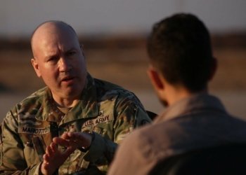 په‌یڤدارێ هه‌ڤپه‌یمانان: هه‌رێم هێلا سوره‌