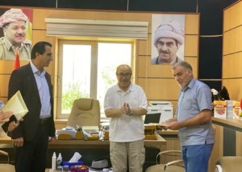 رۆژنامه‌ڤان به‌یار زاویته‌یی هاته‌ خه‌لاتكرن