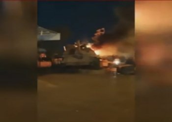 خۆنیشانده‌رێن ئیرانێ تانكه‌ك سۆتیه‌ و 5 هاتینه‌ كوشتن