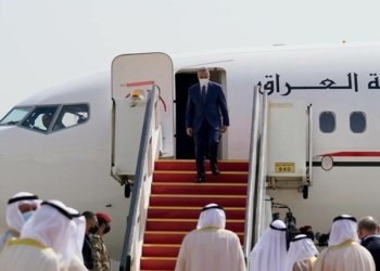 کازمی گەهشتە کوێتێ