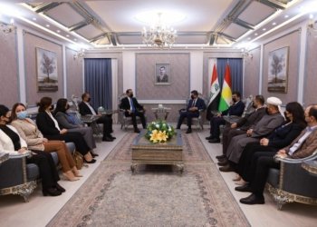 پارێزگارێ دهۆکێ دگه‌ل فراکسیۆنا پارتی كومبوو