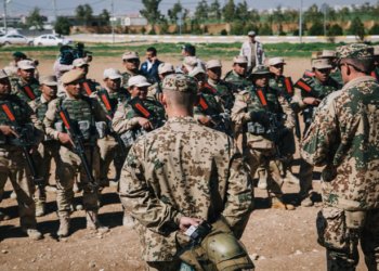 بریتانیا راهێنانان ب 6 هزار و 600 پێشمه‌رگا كرییه‌