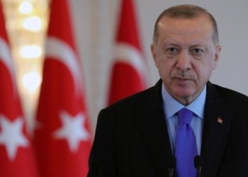 بۆ هێرشكرنا سه‌ر سووریێ و ئیراقێ ئه‌ردوگان داخوازا درێژكرنا ده‌ستهه‌لاتێن خوه‌ دكه‌ت