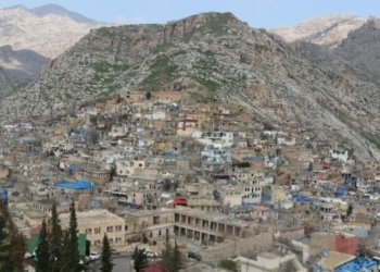 هژمارەکا زۆر یا وانەبێژان ل قەزا ئاکرێ بایکۆتا دەوامێ کرییە