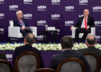 راوێژگارێ وه‌زیرێ ده‌رڤه‌یێ ئیرانێ: چ تشته‌ك نه‌شێت زیانێ بگه‌هیننه‌ په‌یوه‌ندیێن ئیرانێ و هه‌رێما كوردستانێ