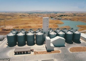 1400 ته‌نێن گه‌نمێ توڤى دێ بۆ جوتیارێن دهۆكێ هێنه‌ دابه‌شكرن