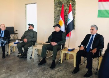 کازمی و شاندێ له‌شكه‌رى گه‌هشتنه‌ مەخموور