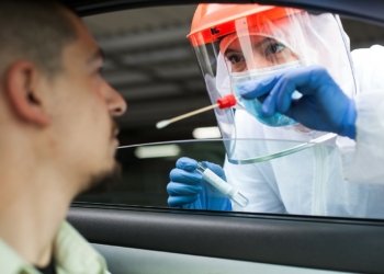 40% ژ تووشبوویێن کۆرۆنایێ چ نیشان نینن