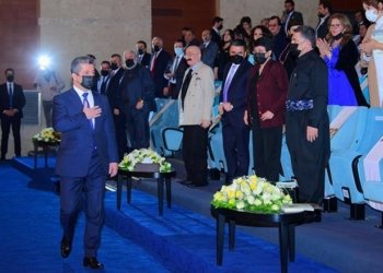 مه‌سرور بارزانى: ئه‌م دشێین دیرۆكا گه‌لێ كورد ب ڕێكا شانۆیێ ئاشناى جیهانێ بكه‌ین