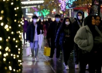 رێژەکا مه‌زن یا خەلکی دێ گەشتێ بۆ دەرڤەی وەلاتی ئەنجام دەن