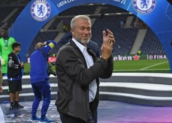 یانا چێلسی بۆ فرۆتنێیه‌