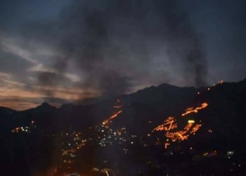 نوینه‌ر و قۆنسۆلێن 40 وه‌لاتان پشكدارى د هه‌لكرنا ئاگرێ نه‌ورۆزێ دا ل ئاكرێ كربوو