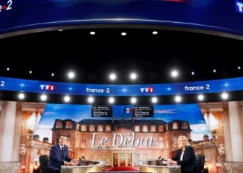 ركابه‌را ماكرۆنى:  دێ فره‌نسا كه‌مه‌ ئێكه‌م وه‌لات بۆ قه‌ده‌غه‌كرنا حیجابێ