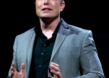 ئیلون ماسك دێ (كوكا كولا) یا ب كوكاین دروست كه‌ت