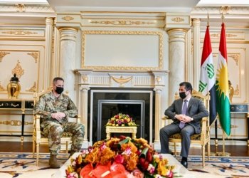 سه‌رۆكێ حكومه‌تا هه‌رێمێ پێشوازى ل شانده‌كێ سه‌ربازى یێ ئه‌مریكا كر