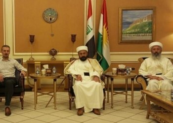 ژبه‌ر ڤه‌كرنا گۆڕستانه‌كێ شانده‌كێ جڤاتا رووحانى به‌ره‌ف ئه‌مريكا چوو