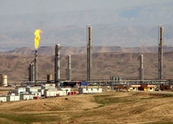 كۆمپانیا دانه‌گاز كاركرن د پرۆژێ كۆرمۆر دا راگرت