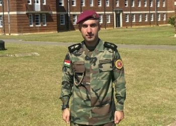 ئه‌فسه‌ره‌كێ پێشمەرگەیێ کوردستانێ پشكدارییێ د خوله‌كا شاهانە یا بریتانیا دا دكه‌ت