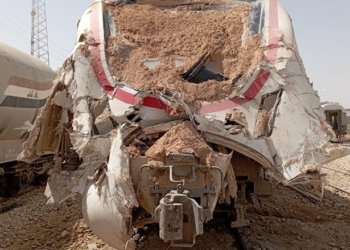 شەمەندەفرەکێ و ترێلەکێ ل باشۆرێ عیراقێ لێكدا  