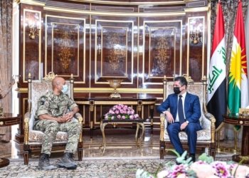 كارل هاريس دوپاتیێ ل گرنگیا به‌رده‌وامبوونا پشته‌ڤانیا هێزێن هاڤپه‌یمانان بۆ هێزێن پێشمه‌رگه‌ى دكه‌ت