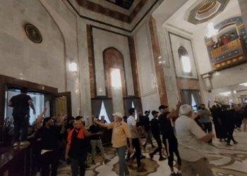 خۆ پیشانده‌ر چوونه‌ د كوچكا سه‌رۆككومارێ عیراقێ ڤه‌