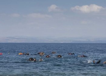 ده‌زگه‌هێ لوتكه‌ : چ كورد دووێ به‌له‌ما نقومبوویدا نه‌بوون