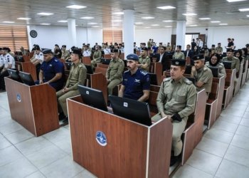 پله‌یێن 62 ئه‌فسه‌رێن هێزێن ناڤخۆ دێ هێنه‌ بلند كرن