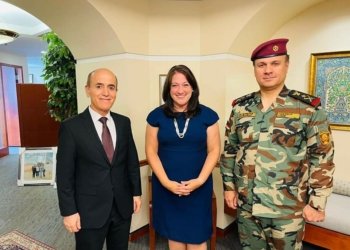 وەزیرێ پێشمەرگەیى و جێگرا هاریكارێ وەزیرێ دەرڤه‌ یێ ئەمریکا کۆمبوون