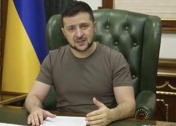 ڤۆلۆدیمێر زیلێنسکی: بریارهاتییە دان مۆهلەت ژ بالیۆزێ ئیرانێ بهێتە وەرگرتن و بهێتە دەرخستن ژ ئۆكرانییا