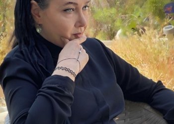 كه‌تایون ریاحى هاته‌ ده‌سته‌سه‌ركرن